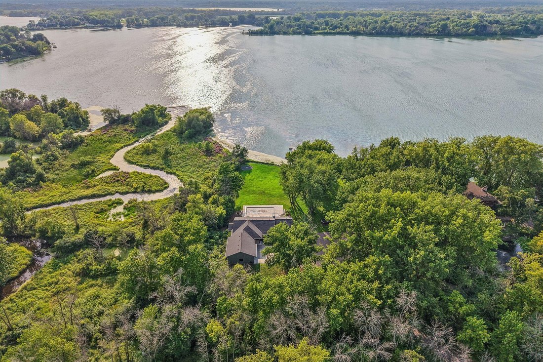 House in Centerville, Minnesota, United States 3 - 18930142