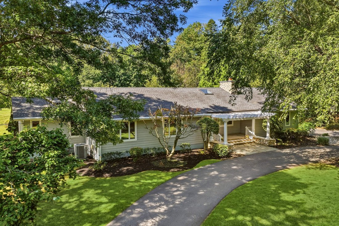 House in Tinton Falls, New Jersey, United States 2 - 18930132