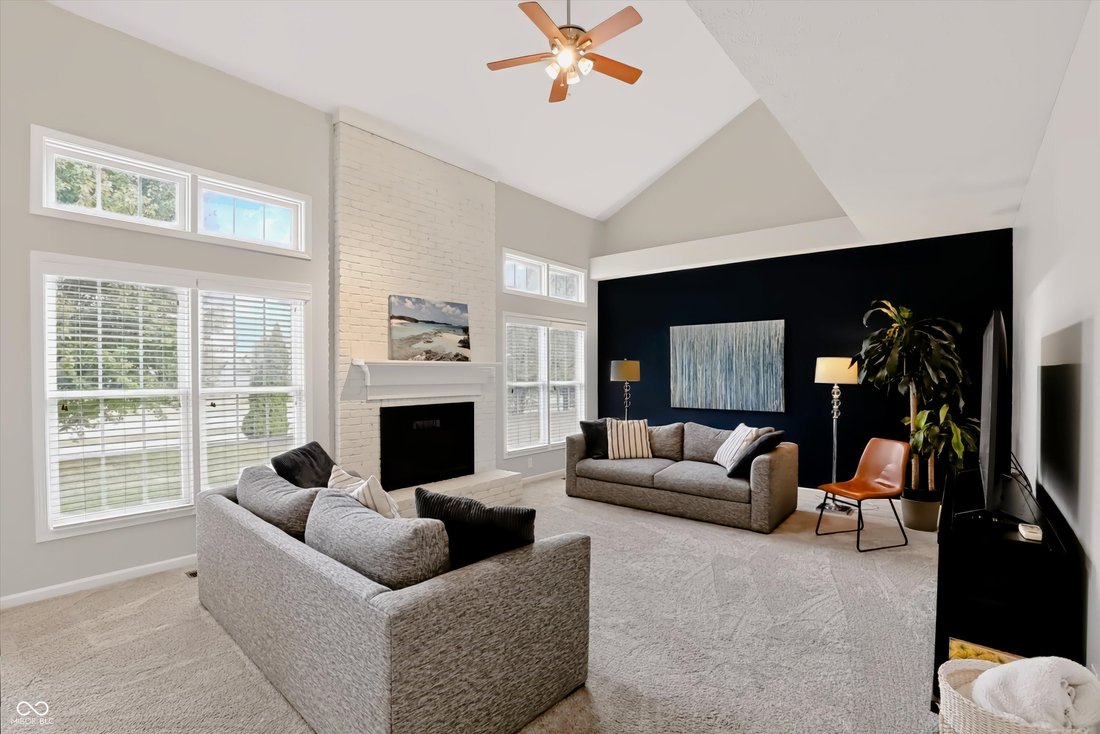 House in Zionsville, Indiana, United States 3 - 18930126