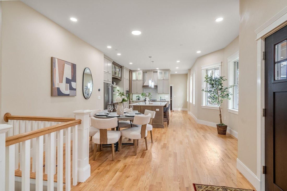 Condo in Boston, Massachusetts, United States 5 - 18930143