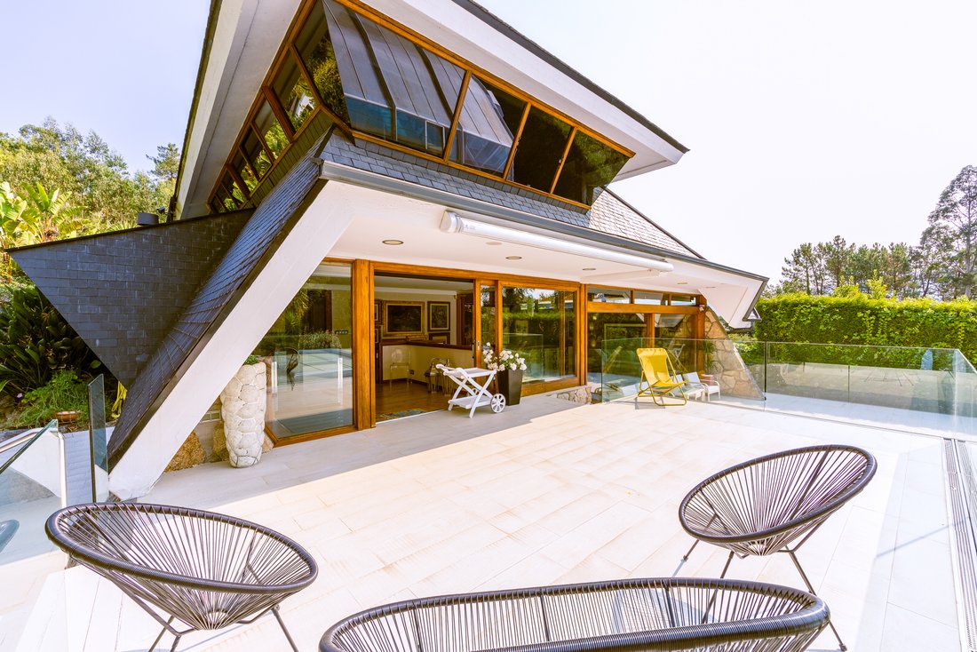 Villa in Redondela, Galicia, Spain 1 - 18930057