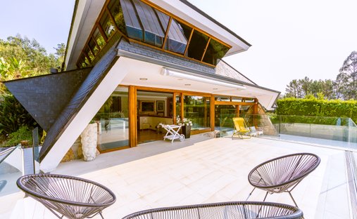Villa in Redondela, Galicia, Spain 1