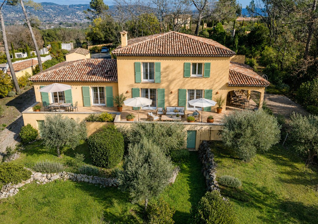 Villa in Tourrettes, Provence-Alpes-Côte d'Azur, France 1 - 17407517
