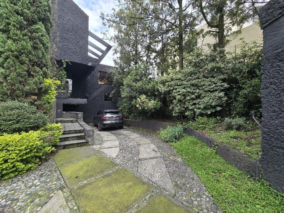 House in Mexico City, Mexico 2 - 18930240