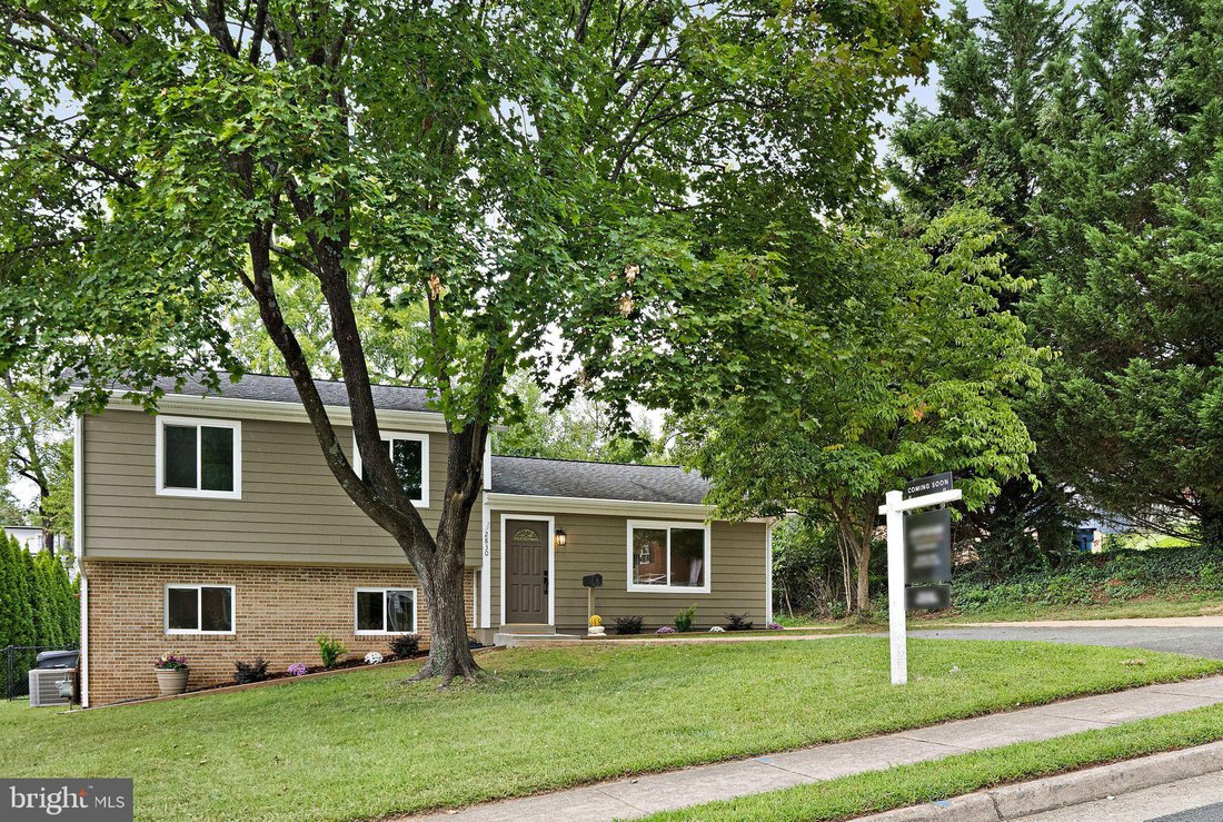 House in West Falls Church, Virginia, United States 1 - 18930188