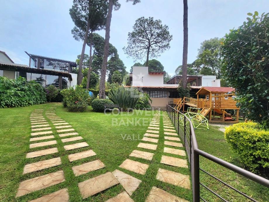 House in Valle de Bravo, State of Mexico, Mexico 3 - 18930243