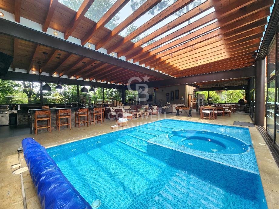House in Valle de Bravo, State of Mexico, Mexico 1 - 18930243