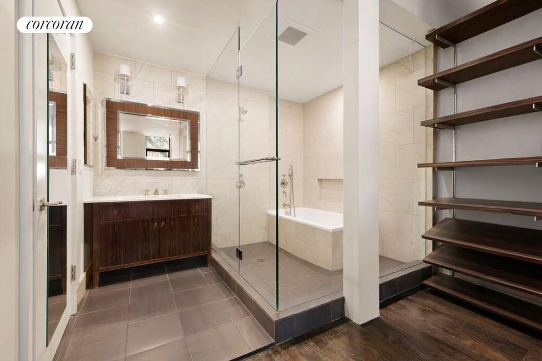 Condo in New York, New York, United States 5 - 18930187