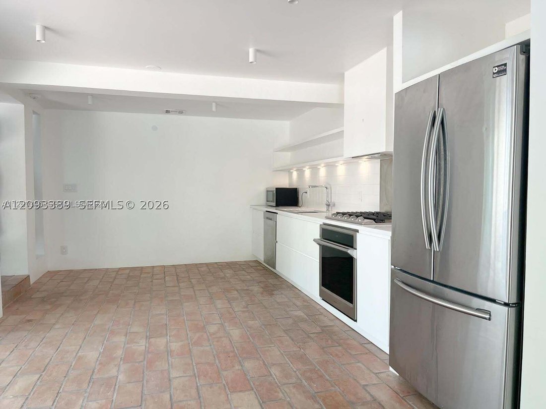 House in Miami, Florida, United States 4 - 18930496
