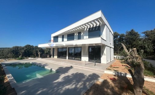 House in Lun, Croatia 1