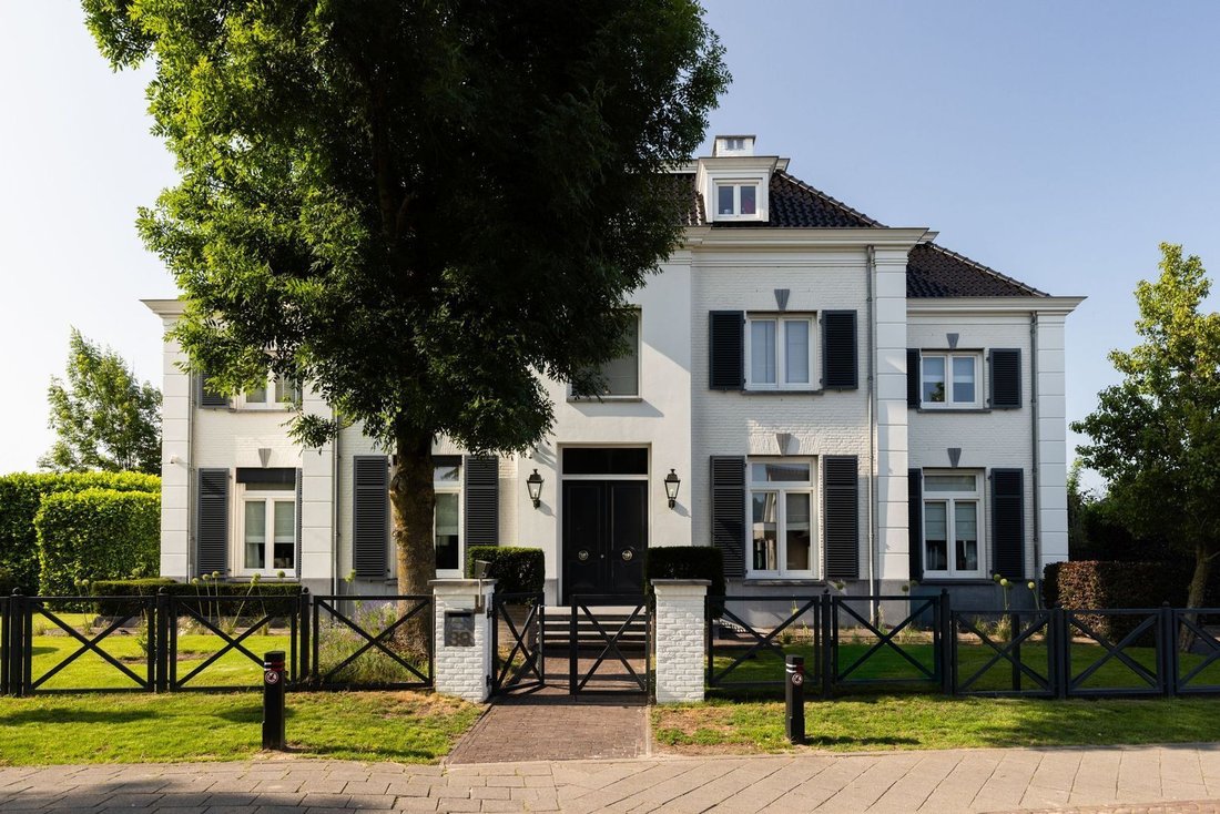 Villa in Etten-Leur, North Brabant, Netherlands 5 - 18931493