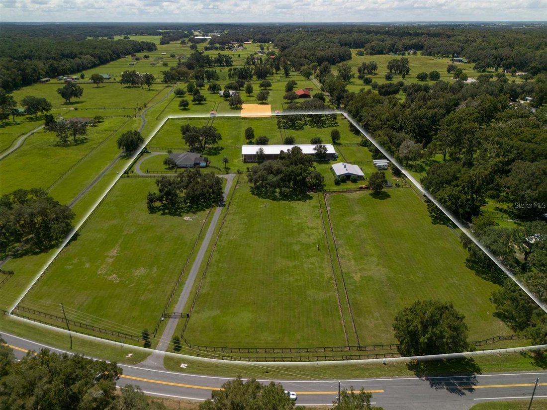 Farm Ranch in Ocala, Florida, United States 2 - 18930835