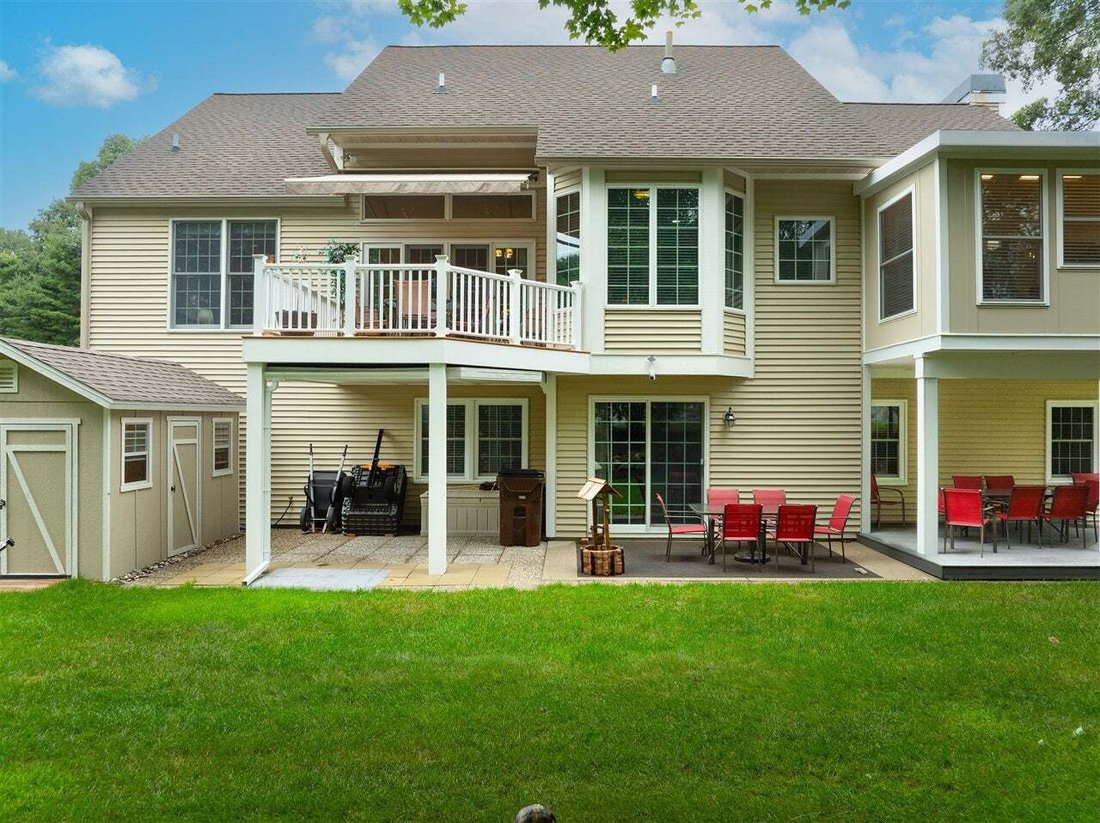 House in Fruitport Charter Township, Michigan, United States 3 - 18930894
