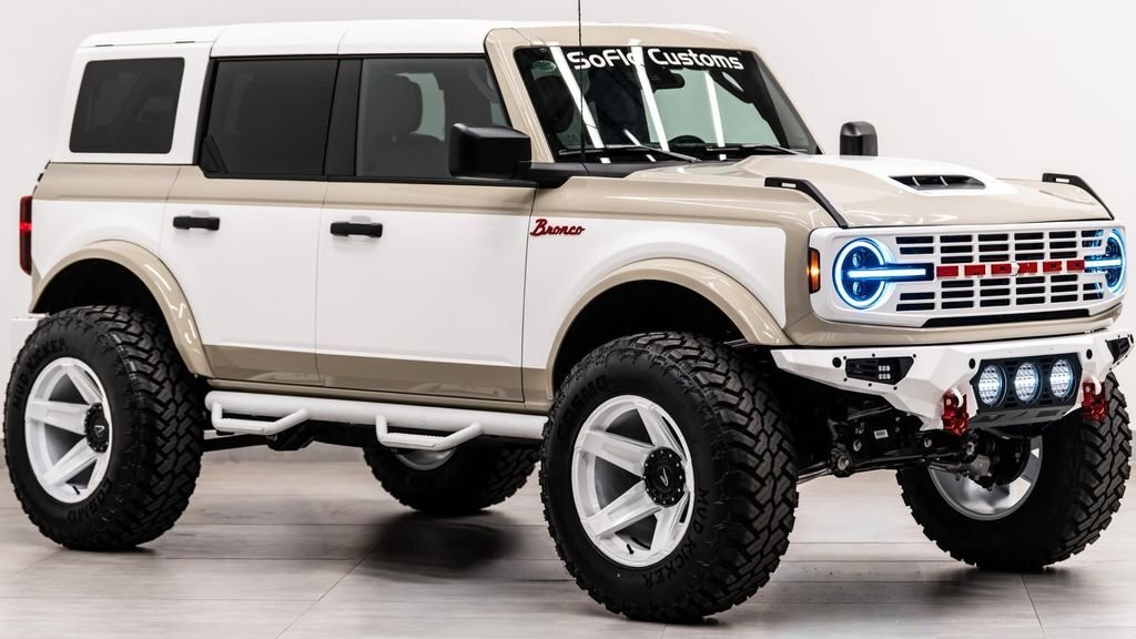 Ford Bronco 4X4 in Fort Lauderdale, FL, United States 1 - 18931449