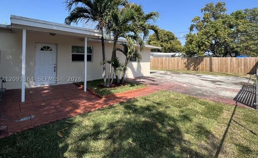 House in Hialeah, Florida, United States 1