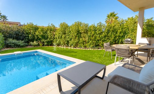 Villa in Ville-Les Saquedes-Le Bouillonnet, Sainte-Maxime, Frankreich 1
