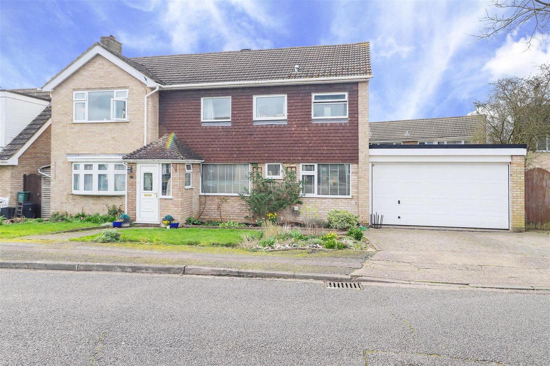 House in Ruislip Manor, Hillingdon, England 1 - 18930863