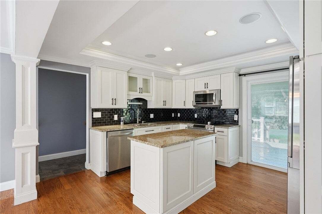 House in Johnston, Rhode Island, United States 4 - 18930410