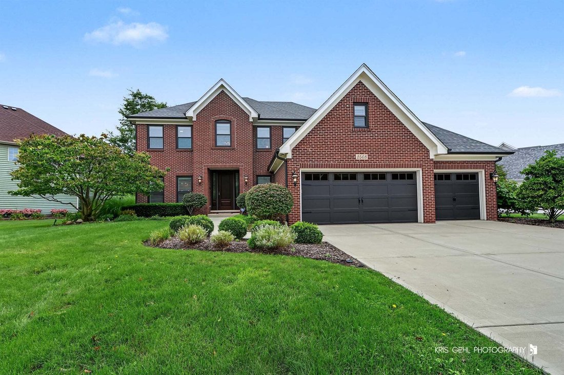 House in Aurora, Illinois, United States 1 - 18930966
