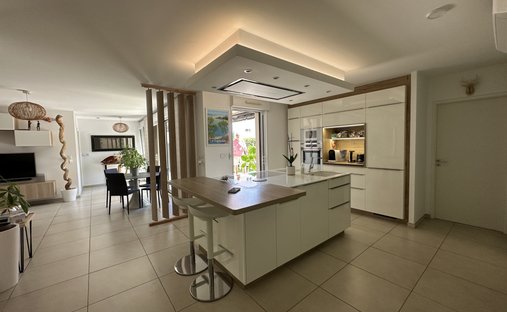 Apartment in Hyeres, Provence-Alpes-Côte d'Azur, France 1
