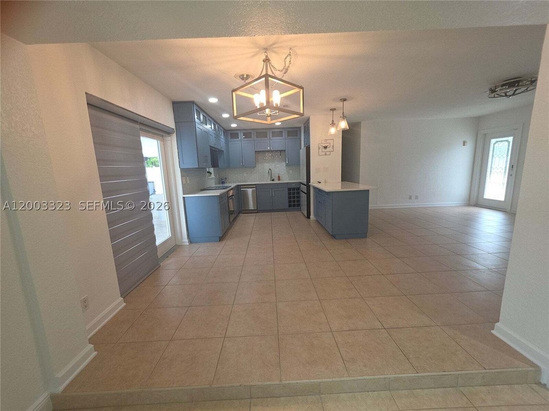 House in Oakland Park, Florida, United States 3 - 17706795
