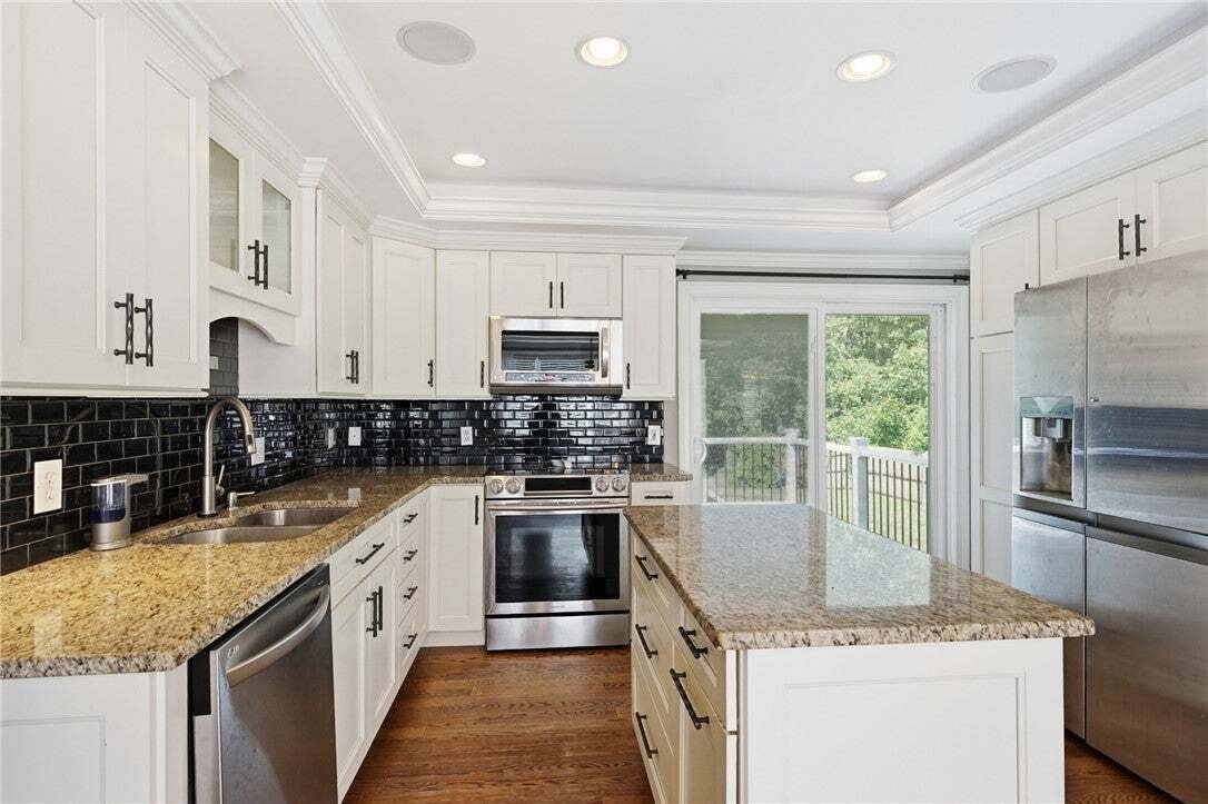 House in Johnston, Rhode Island, United States 3 - 18930410