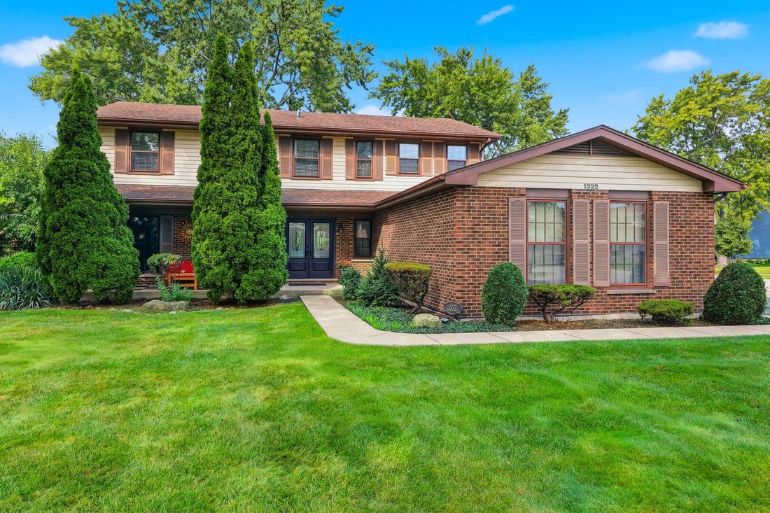 House in Elk Grove Village, Illinois, United States 1 - 18930934