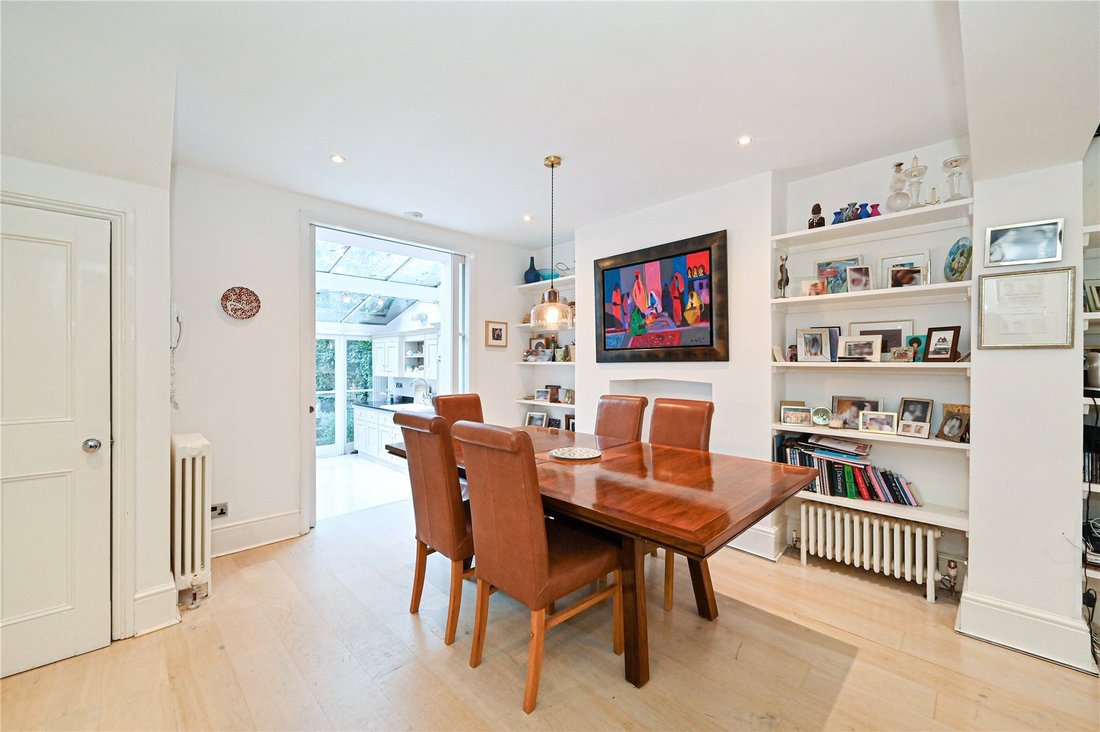 House in Primrose Hill, Camden, England 3 - 18931132