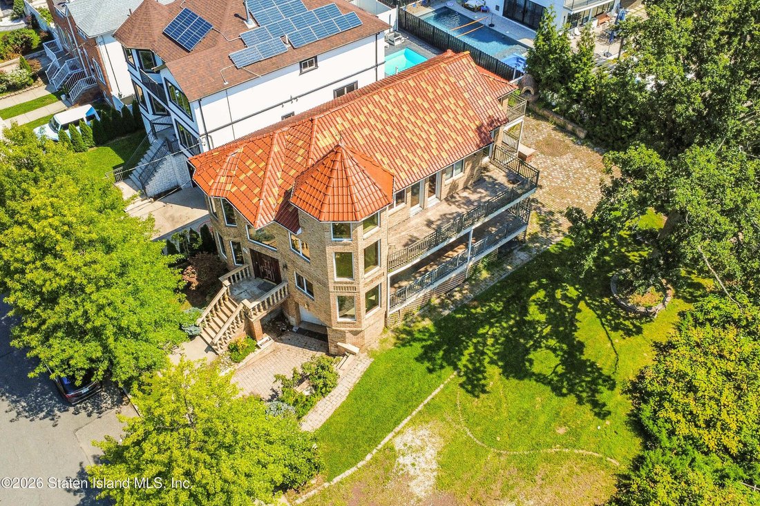 House in New York, New York, United States 3 - 18930405