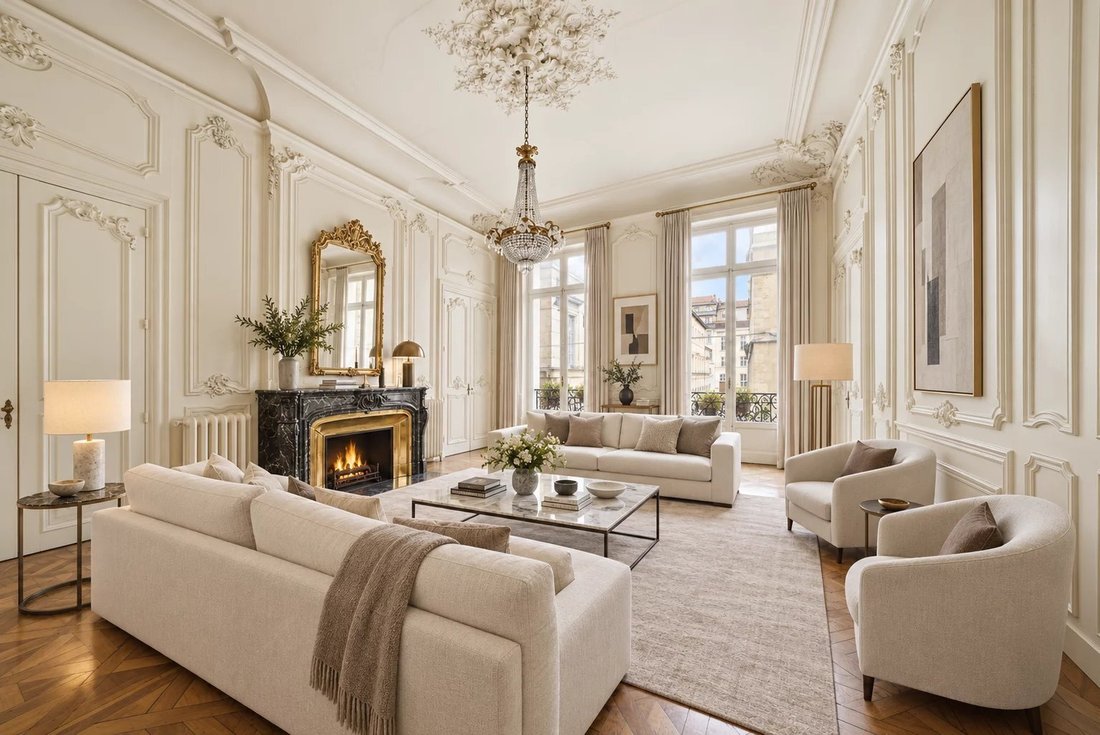 Apartment in Cordeliers-Célestins-Bourse, Lyon 2e Arrondissement, Lyon 1 - 15936354