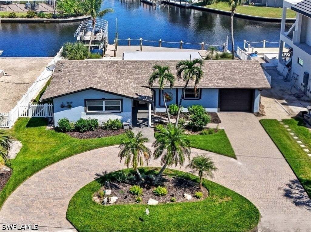 House in Fort Myers Beach, Florida, United States 1 - 18930359