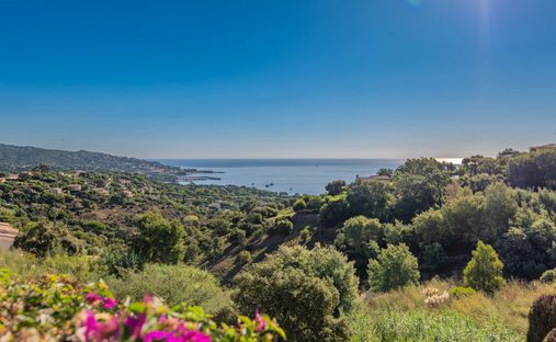 Villa in Nartelle-Noyer-Bellevue-bd des Sardinaux, Sainte-Maxime, France 1