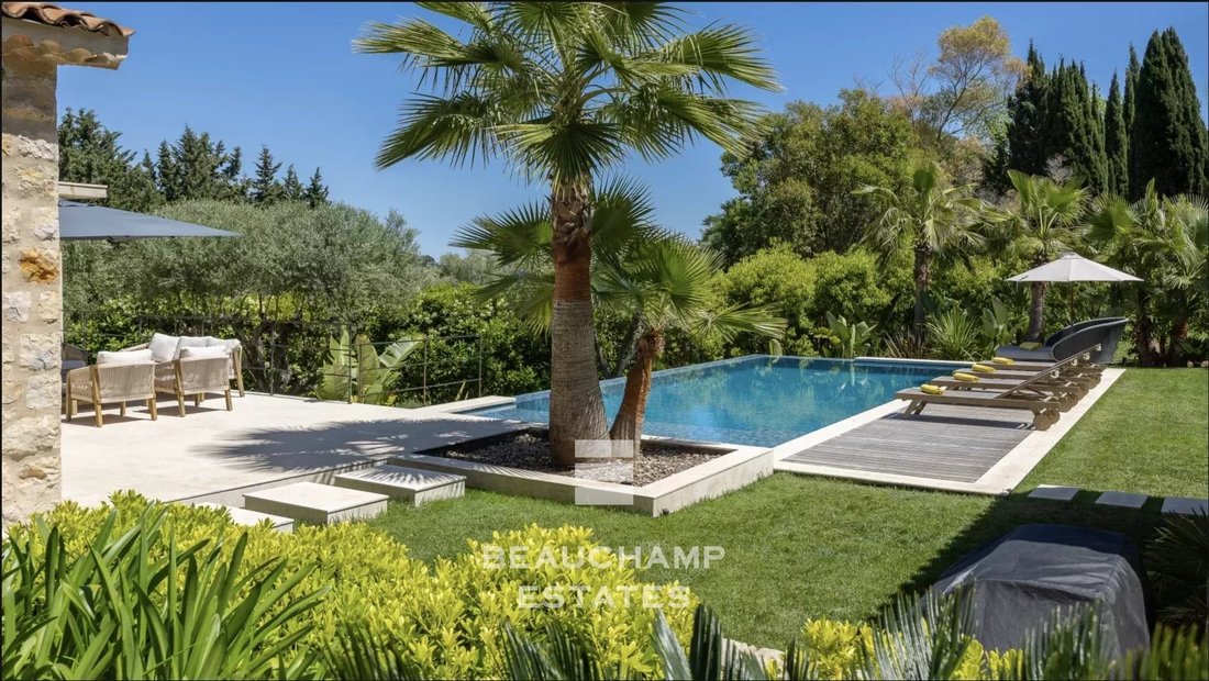 Villa in Mougins, Provence-Alpes-Côte d'Azur, France 3 - 18931383