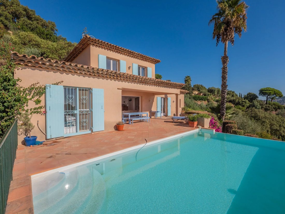 Villa in Nartelle-Noyer-Bellevue-bd des Sardinaux, Sainte-Maxime, France 3 - 18931604