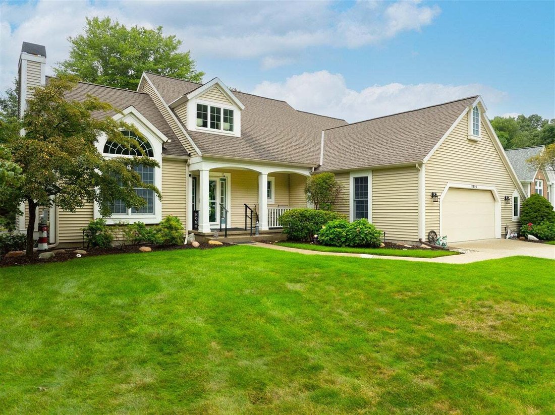 House in Fruitport Charter Township, Michigan, United States 2 - 18930894