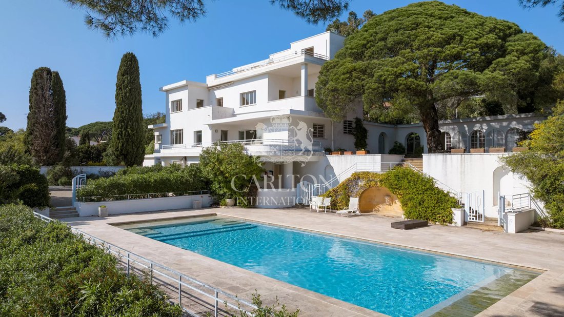 Villa in Nartelle-Noyer-Bellevue-bd des Sardinaux, Sainte-Maxime, France 1 - 18931459