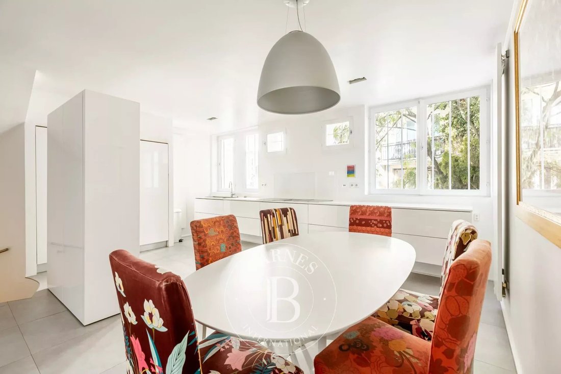 Townhouse in Chaillot, Paris 16e Arrondissement, Paris 3 - 18930293