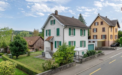 House in Dietikon, Canton of Zurich, Switzerland 1
