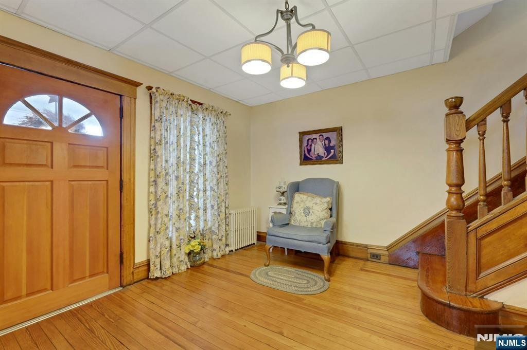 Belleville, New Jersey, United States 5 - 18931250