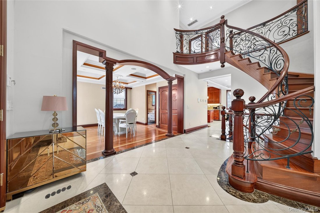 House in New York, New York, United States 4 - 18930635