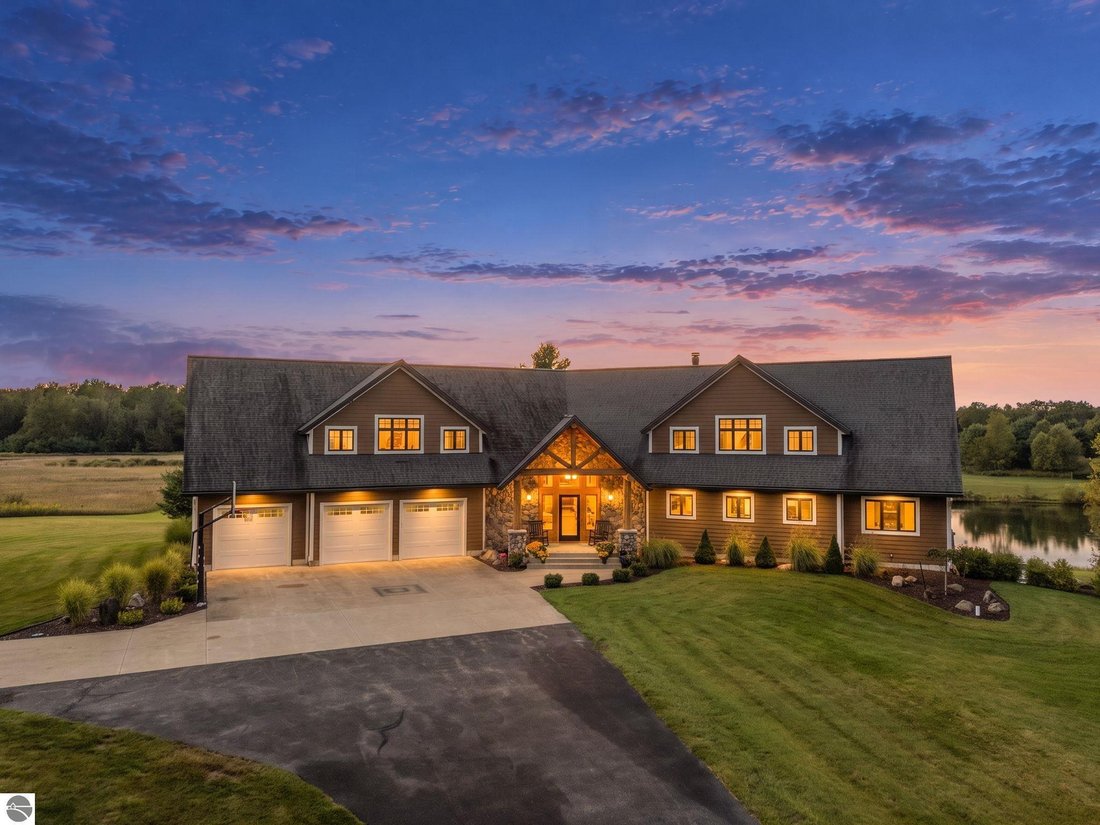 House in Cadillac, Michigan, United States 1 - 18930536