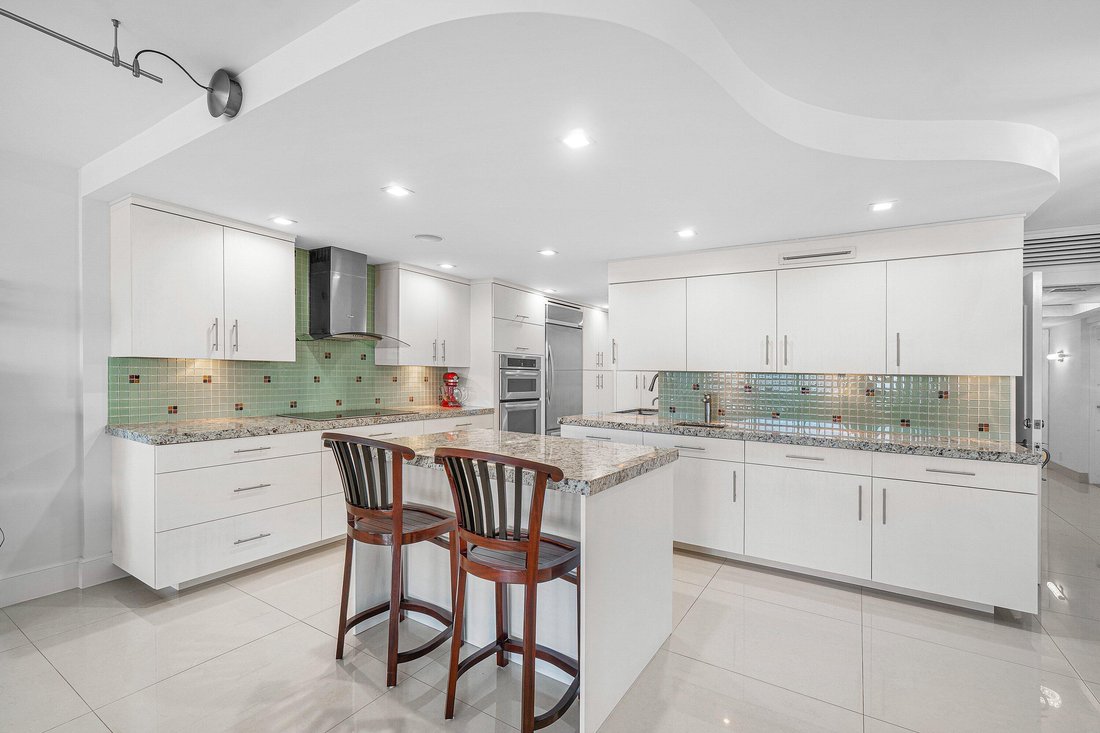 Condo in Boca Raton, Florida, United States 3 - 18931107