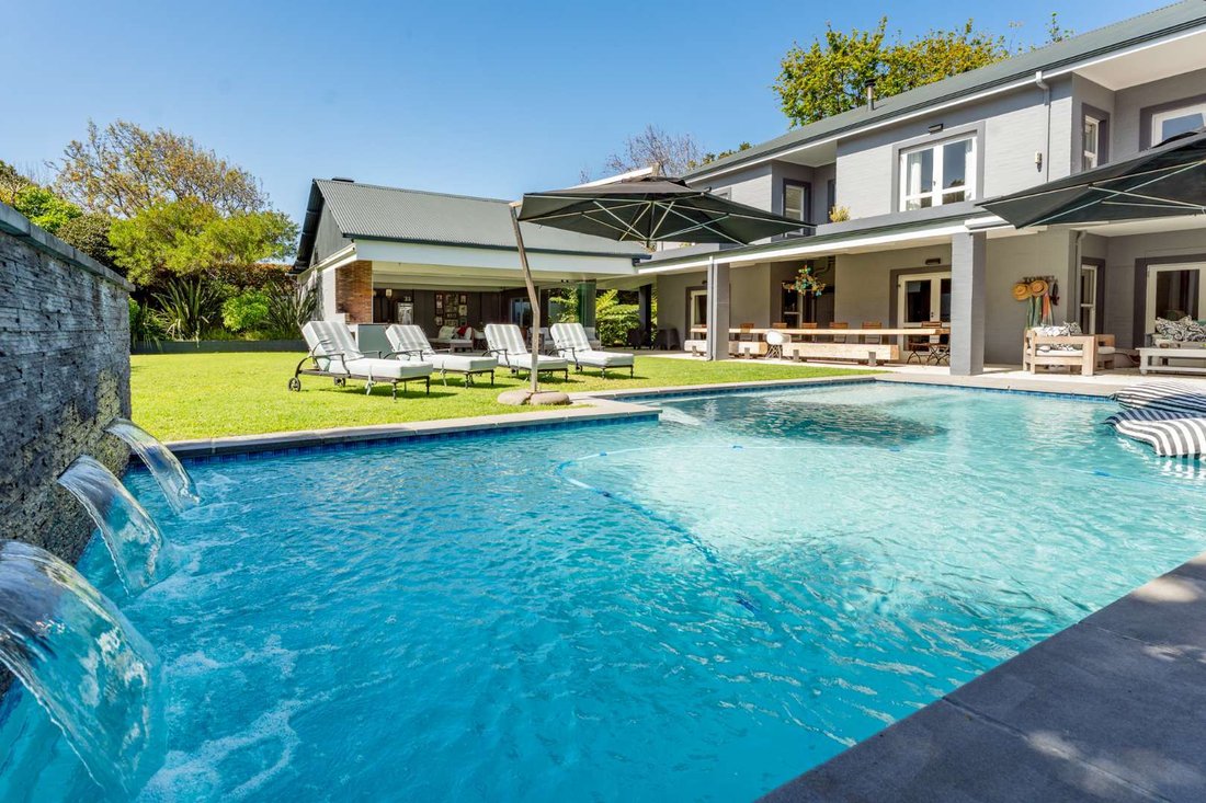 House in City Centre, City Bowl, Cape Town 4 - 18930822