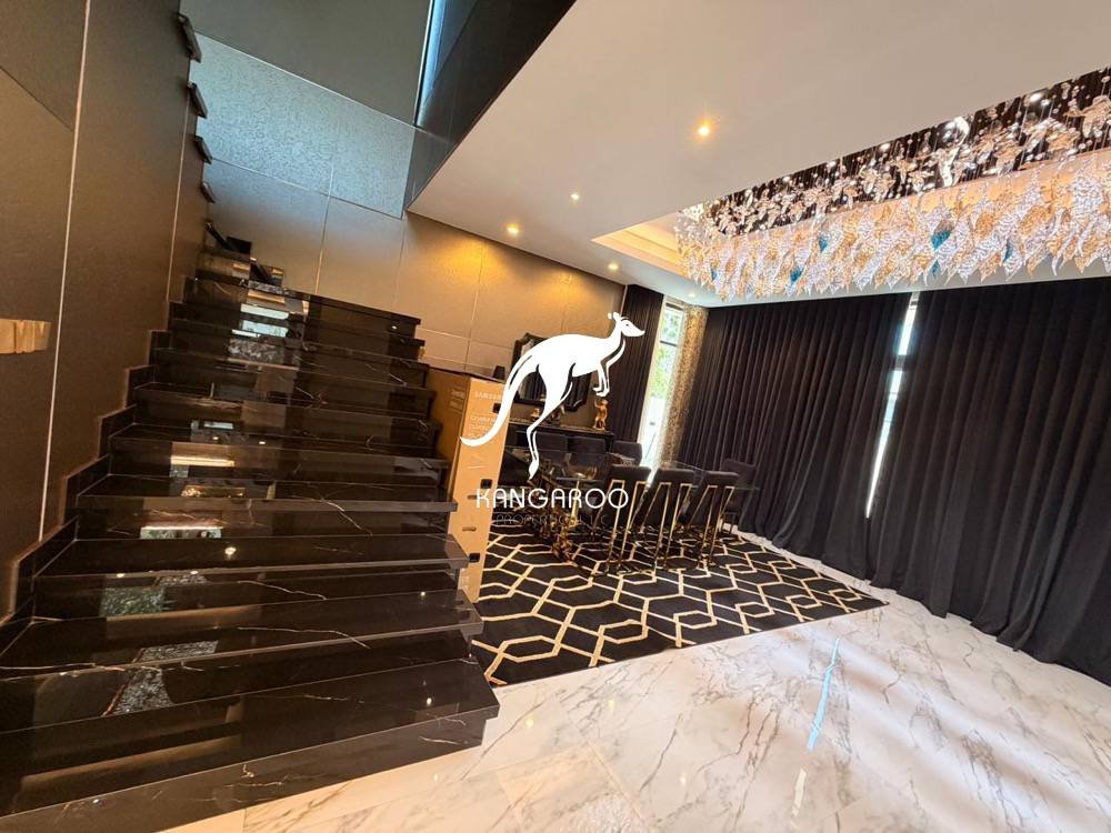 Villa in Damac Hills, Dubai, United Arab Emirates 5 - 18931110