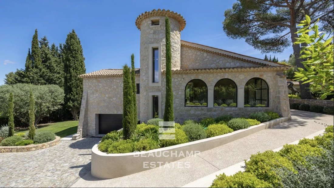 Villa in Mougins, Provence-Alpes-Côte d'Azur, France 2 - 18931383