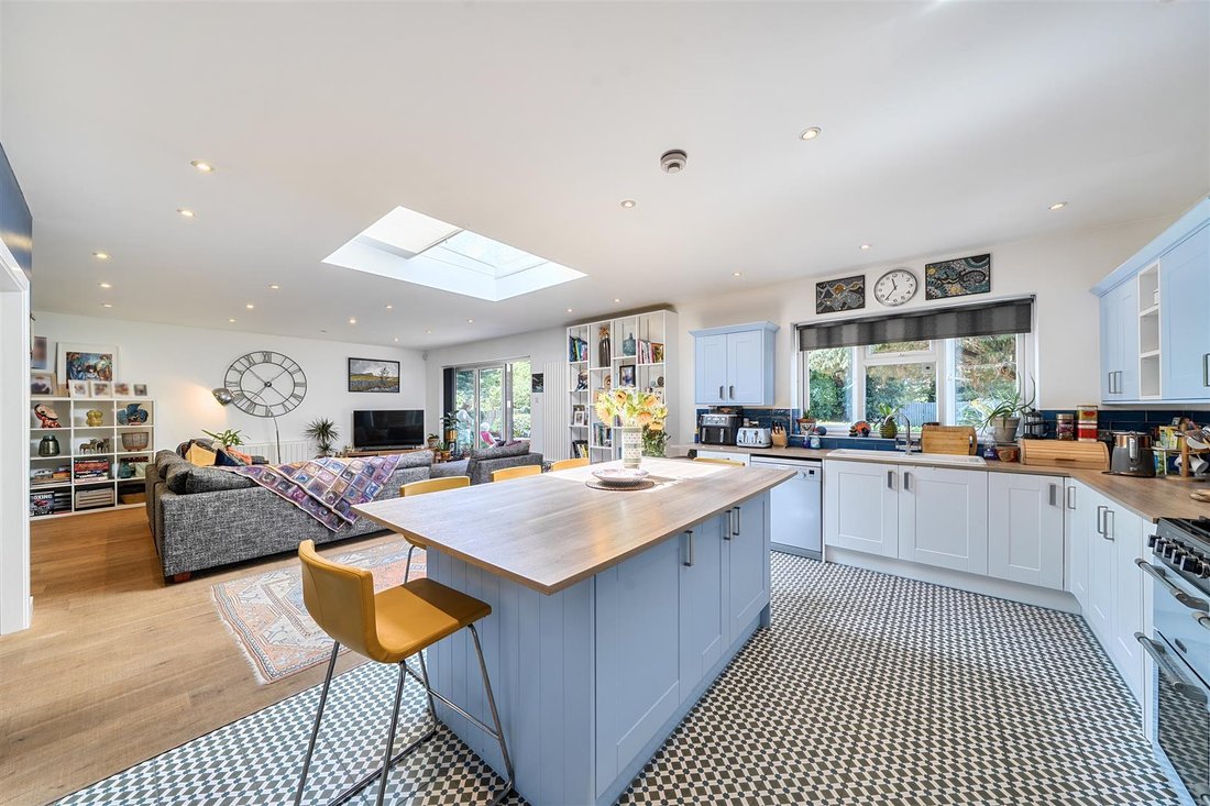 House in Pinner, Harrow, England 2 - 18930817