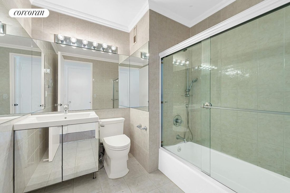 Condo in New York, New York, United States 4 - 18930259