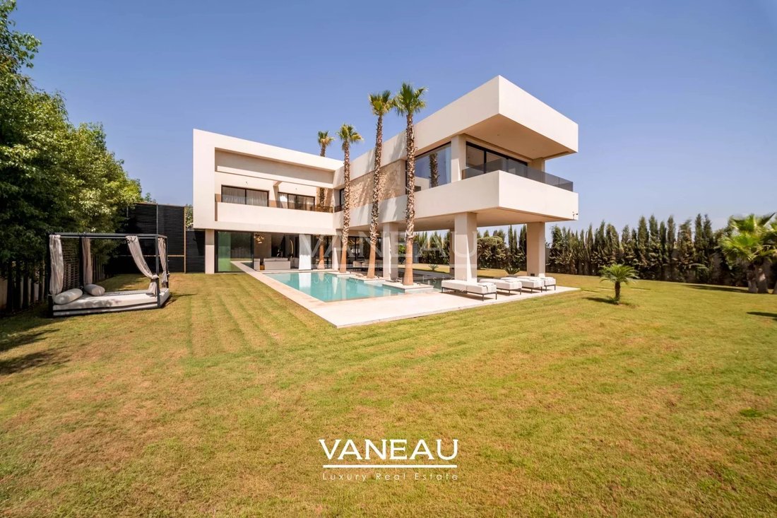 Villa in Marrakesh, Marrakesh-Safi, Morocco 1 - 18448169