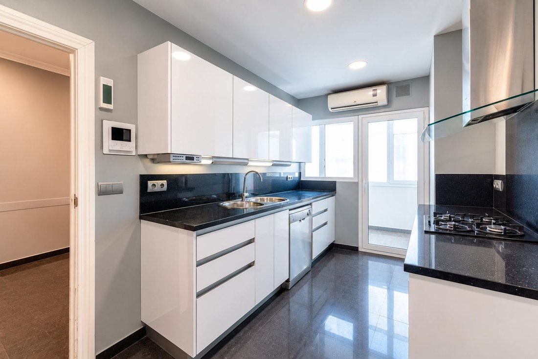 Apartment in Chamberi, Madrid, Spain 3 - 18930815
