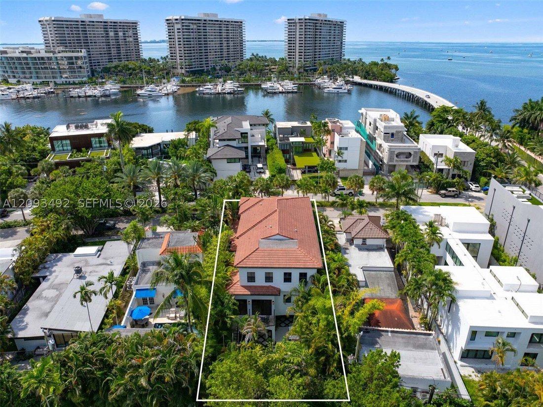House in Miami, Florida, United States 2 - 18930476